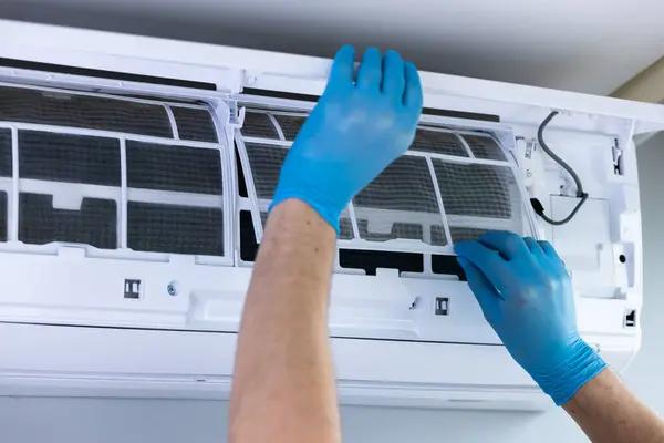Skilled Technicians Providing Complete Air Conditioning Systems Service