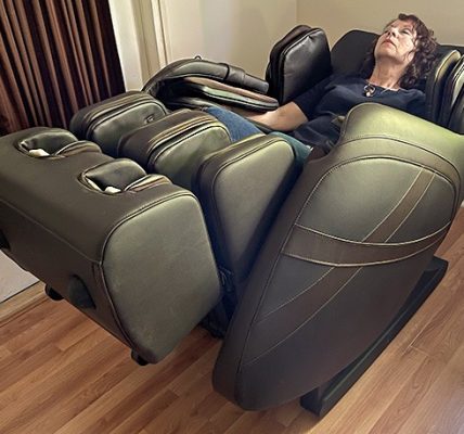 Can Massage Chairs Help With Shoulder Stiffness After Work?